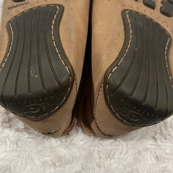 UGG Australia Tan Sheepskin Leather Driving Moccasin Seafoam Flats Size 5 in tan - Picture 10 of 12